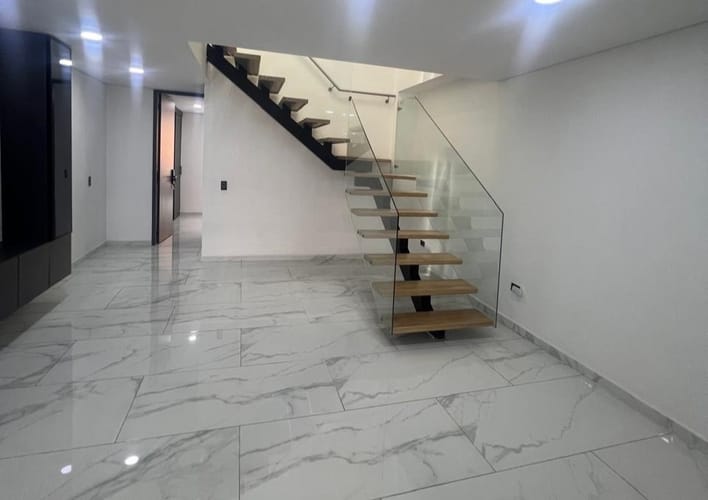 Apartamento de 5 alcobas en venta en La Almeria, Medellín, 222 m² · foto 4 de 24