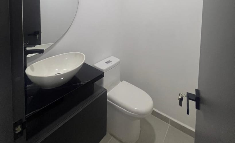 Apartamento de 5 alcobas en venta en La Almeria, Medellín, 222 m² · foto 6 de 24