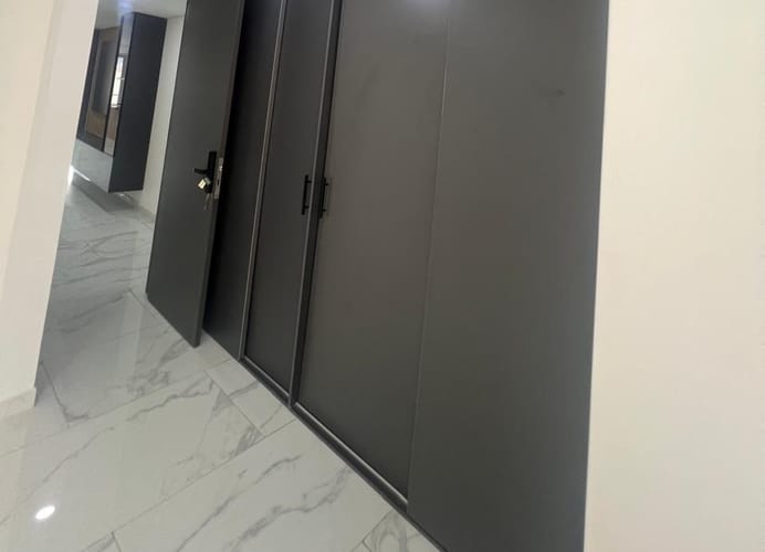 Apartamento de 5 alcobas en venta en La Almeria, Medellín, 222 m² · foto 12 de 24