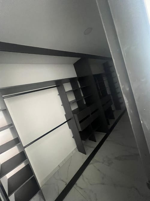 Apartamento de 5 alcobas en venta en La Almeria, Medellín, 222 m² · foto 17 de 24
