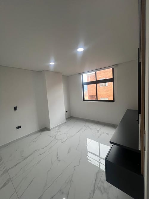 Apartamento de 5 alcobas en venta en La Almeria, Medellín, 222 m² · foto 22 de 24