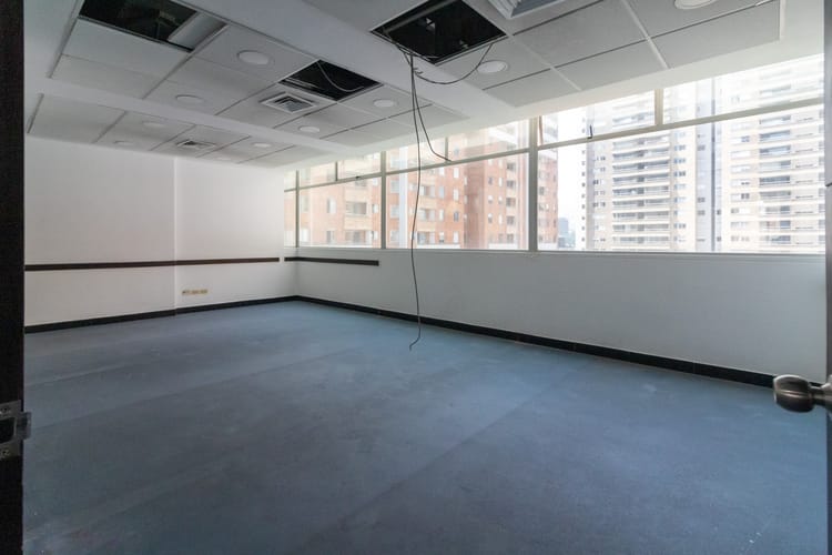 Oficina en venta en Villa Carlota, Medellín, 507 m² · foto 4 de 21