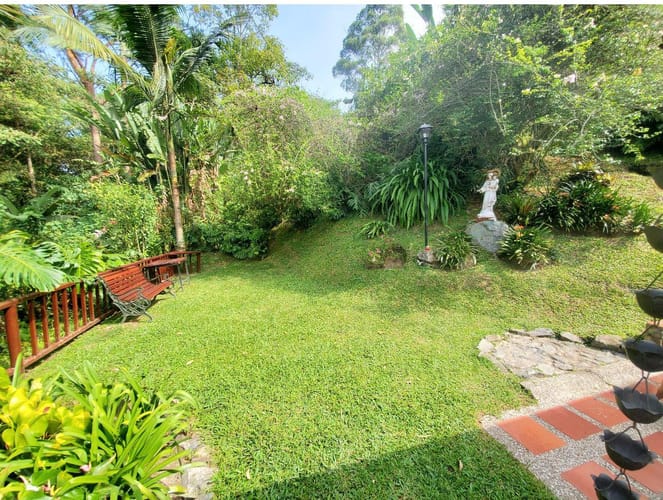 Casa de 7 alcobas en venta en Altos Del Poblado, Medellín, 1200 m² · foto 5 de 10