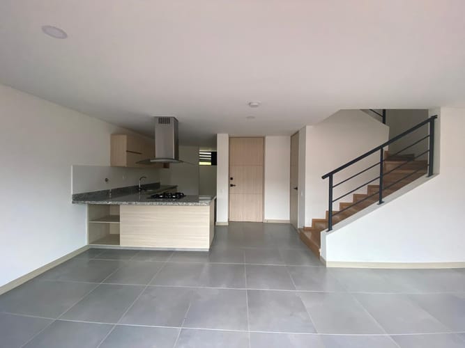 Casa de 4 alcobas en venta en Pantanillo, El Retiro, 170 m² · foto 2 de 18