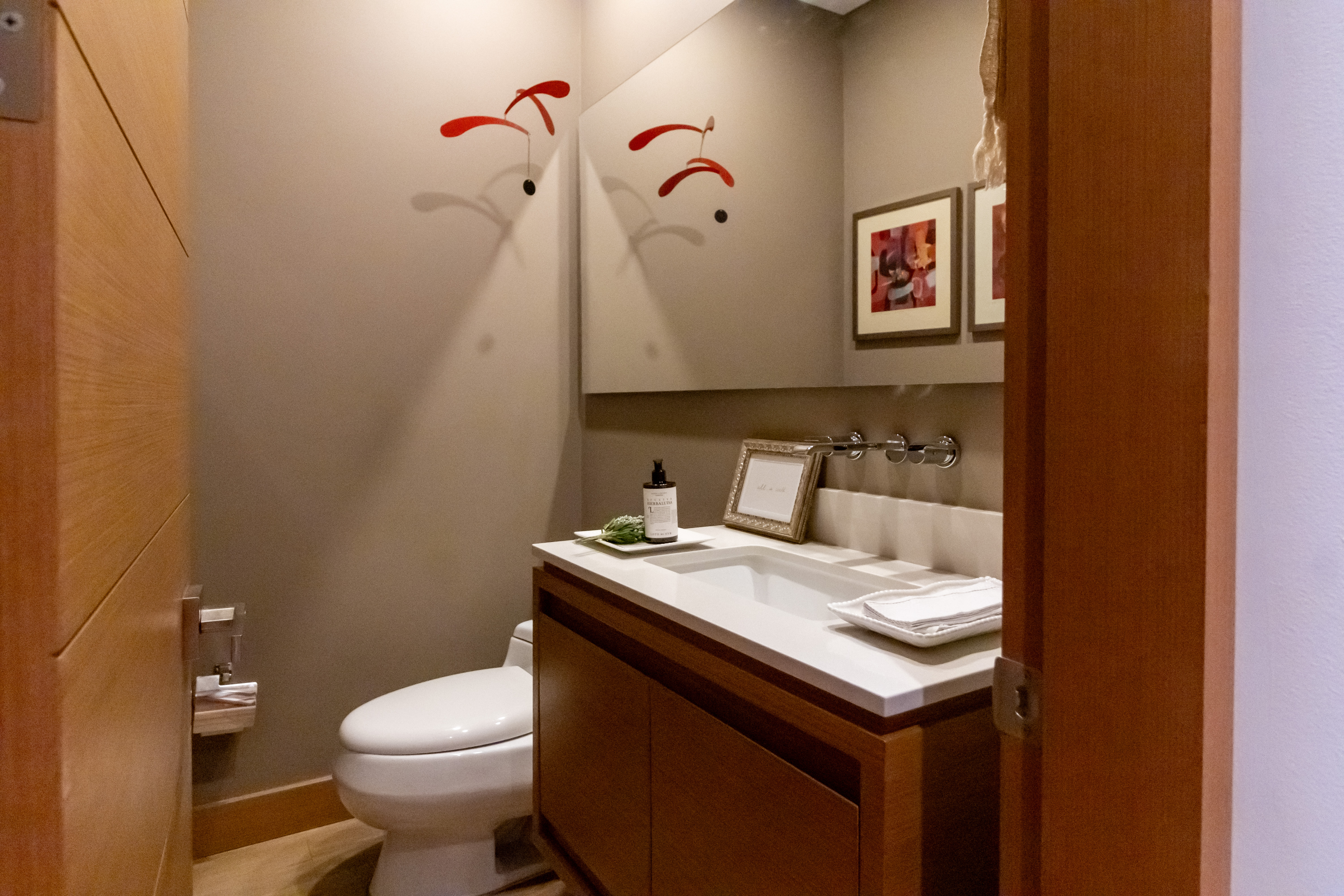Apartamento en venta en El Poblado, Medellín · foto 3 de 24