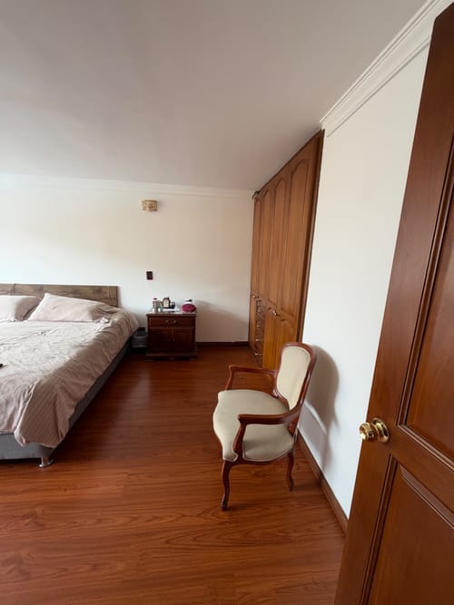 Apartamento de 3 alcobas en venta en Chicó Navarra, Bogotá, 167 m² · foto 16 de 24