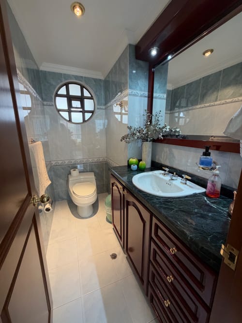 Apartamento de 3 alcobas en venta en Chicó Navarra, Bogotá, 167 m² · foto 15 de 24