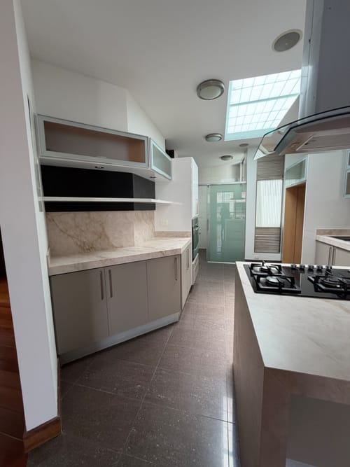 Apartamento de 3 alcobas en venta en Chicó Reservado, Bogotá, 250 m² · foto 14 de 24