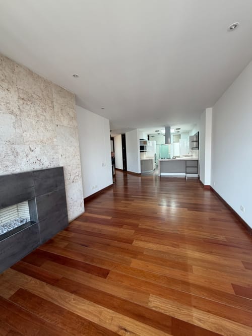 Apartamento de 3 alcobas en venta en Chicó Reservado, Bogotá, 250 m² · foto 2 de 24