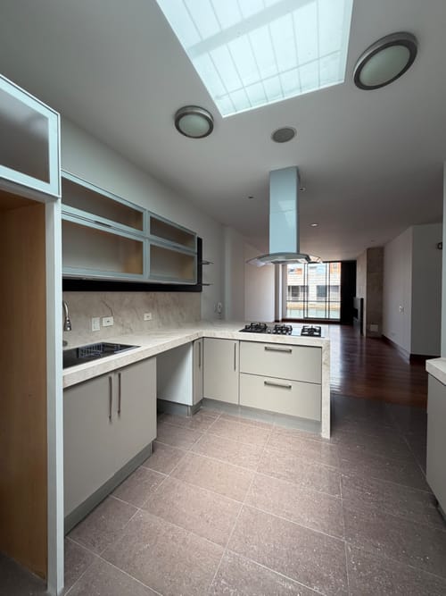 Apartamento de 3 alcobas en venta en Chicó Reservado, Bogotá, 250 m² · foto 15 de 24