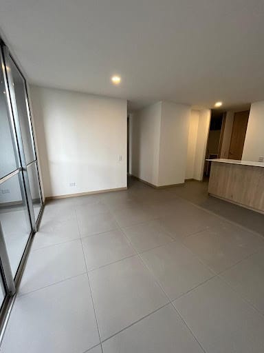 Apartamento de 3 alcobas en arriendo en Santa Fe, Medellín, 69 m² · foto 4 de 21