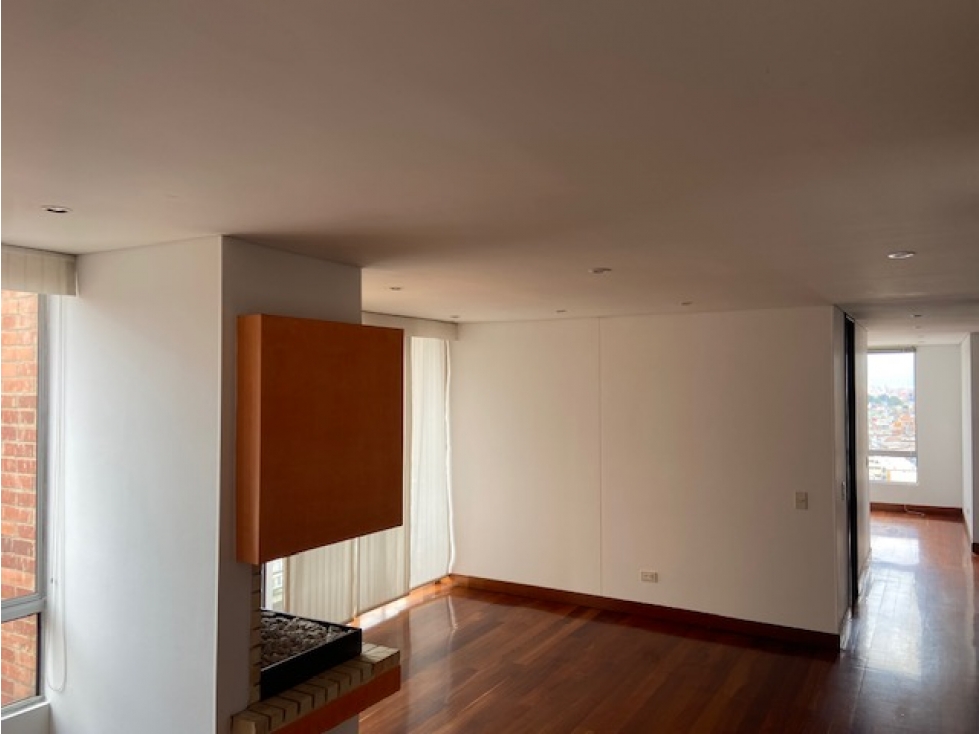 Apartamento en venta en Niza, Bogotá · foto 12 de 24