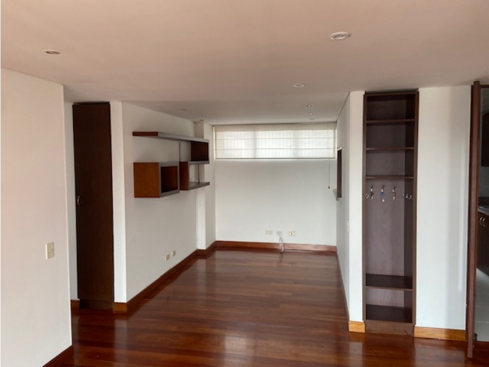 Apartamento en venta en Niza, Bogotá · foto 14 de 24