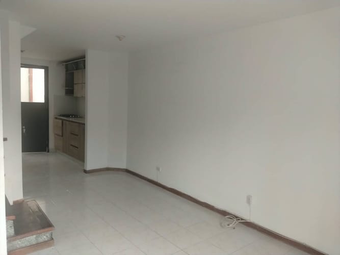 Apartamento en venta en Loma Del Indio, Medellín · foto 3 de 18