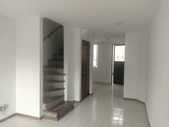 Apartamento en venta en Loma Del Indio, Medellín · foto 4 de 18