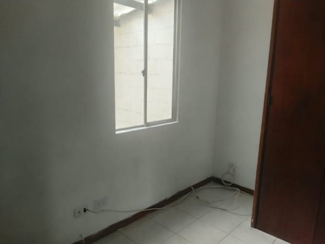 Apartamento en venta en Loma Del Indio, Medellín · foto 10 de 18