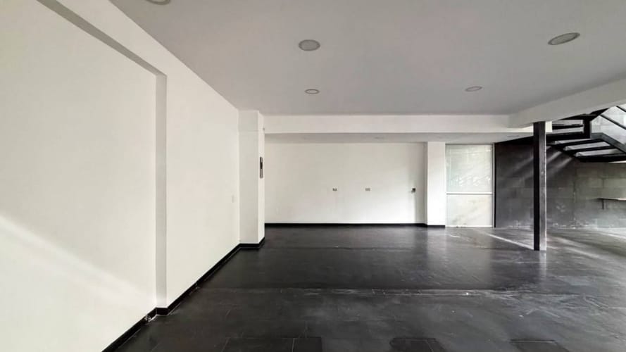 Local en arriendo en Manila, Medellín, 130 m² · foto 2 de 11