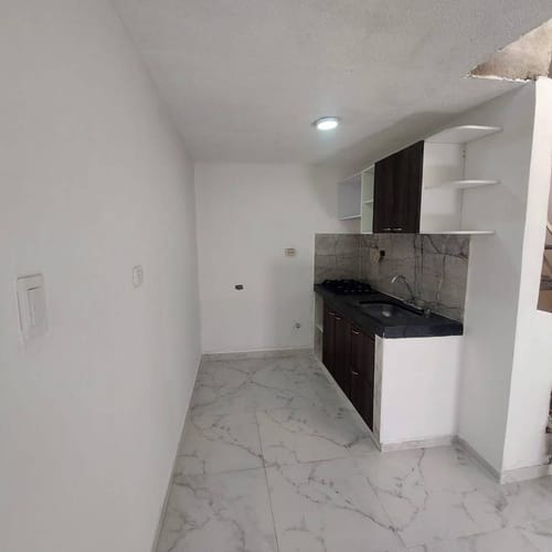 Apartamento de 2 alcobas en arriendo en Bahondo, Girón, 60 m² · foto 2 de 5