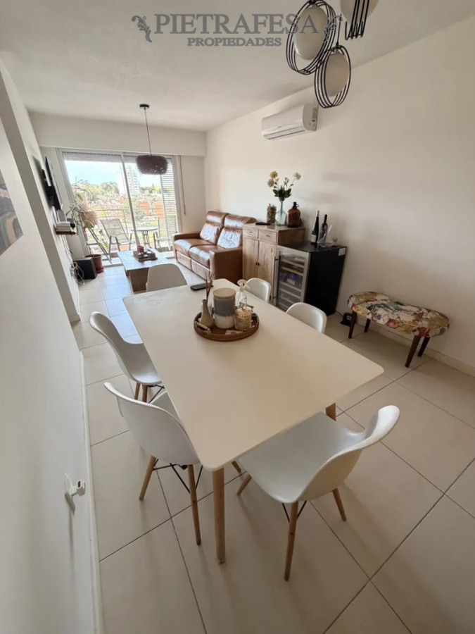 Apartamento en alquiler, 2 dormitorios, 2 baños, terraza. Garaje opcional. Prado. · Foto 2