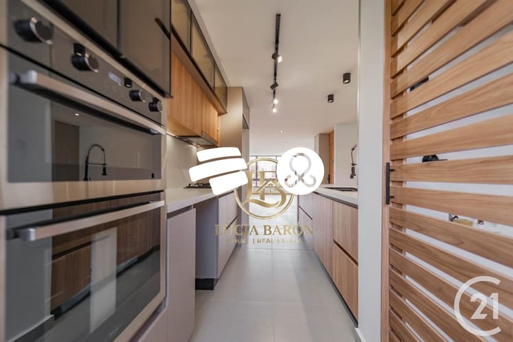 Apartamento de 3 alcobas en venta en Los Balsos, Medellín, 150 m² · foto 4 de 20
