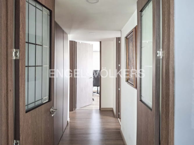 Apartamento de 3 alcobas en venta en Santa Barbara Central, Bogotá, 160 m² · foto 7 de 13