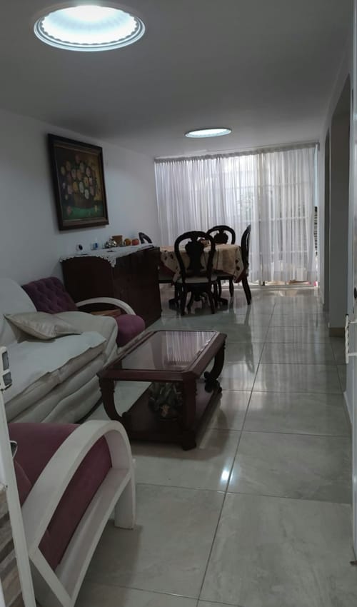 Casa de 4 alcobas en venta en Casco Antiguo - Floridablanca, Floridablanca, 140 m² · foto 2 de 3