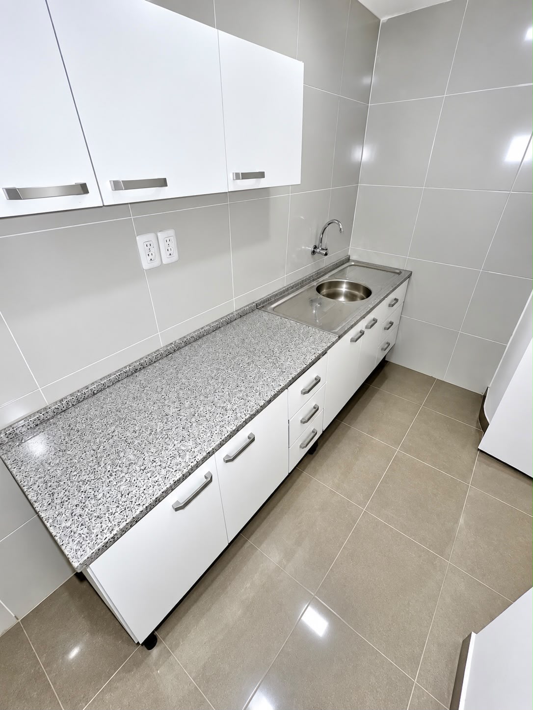 ALQUILER OFICINA 300m2 CENTRO MVD · Foto 8