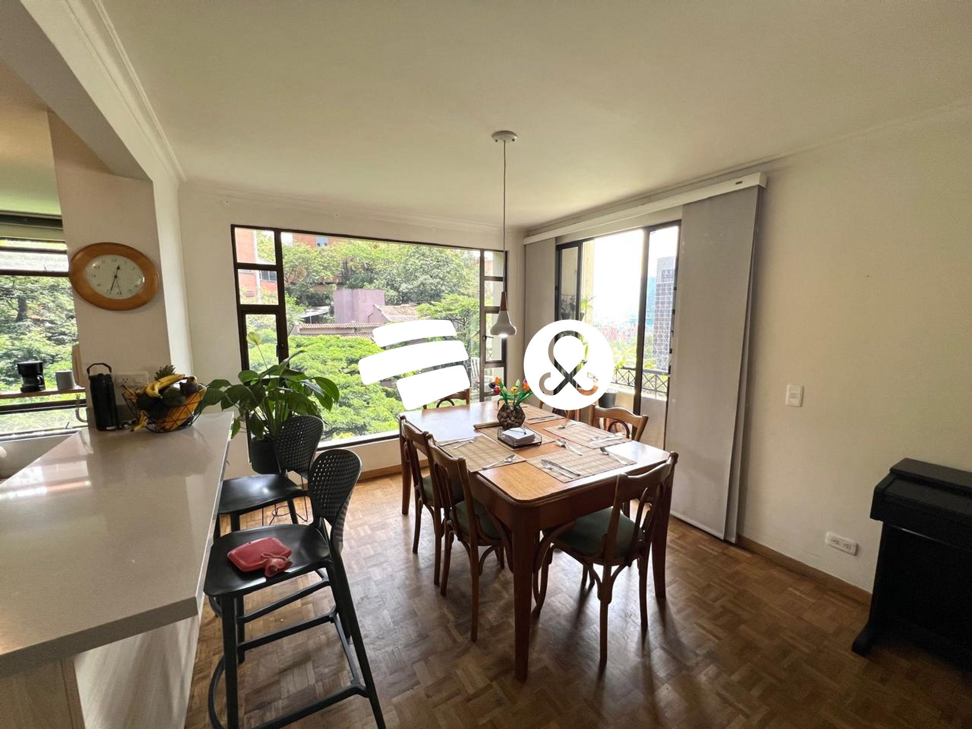 Apartamento en venta en El Poblado, Medellín · foto 3 de 24