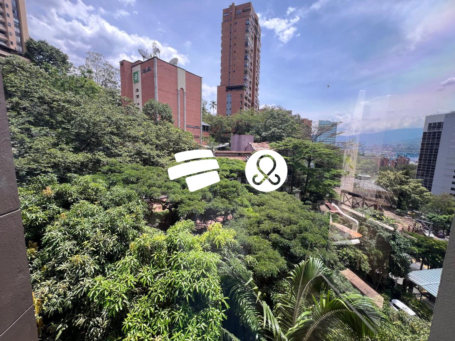 Apartamento en venta en El Poblado, Medellín · foto 5 de 24