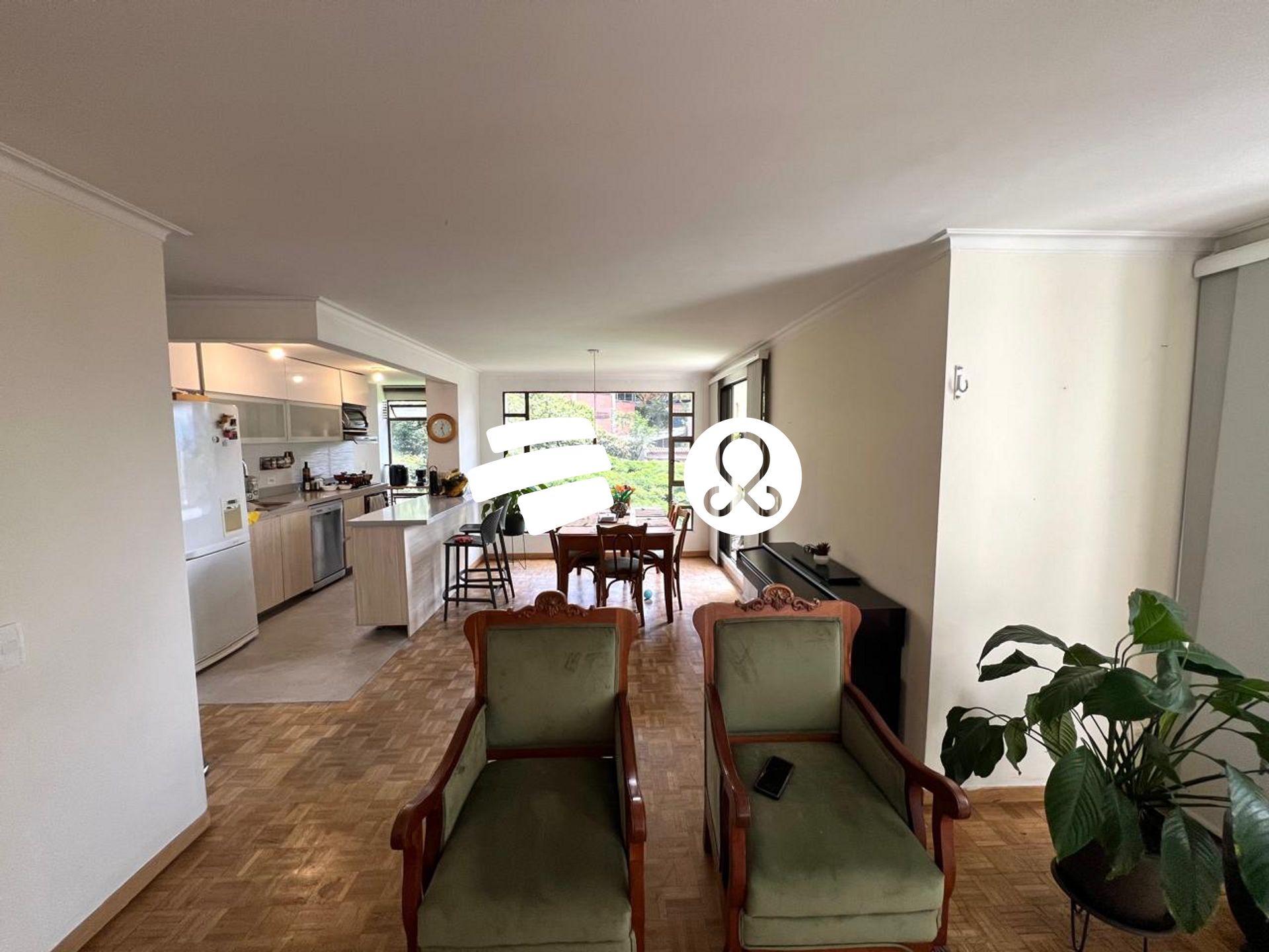 Apartamento en venta en El Poblado, Medellín · foto 8 de 24