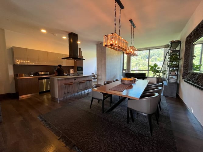Apartamento de 3 alcobas en venta en El Poblado, Medellín, 295 m² · foto 5 de 14