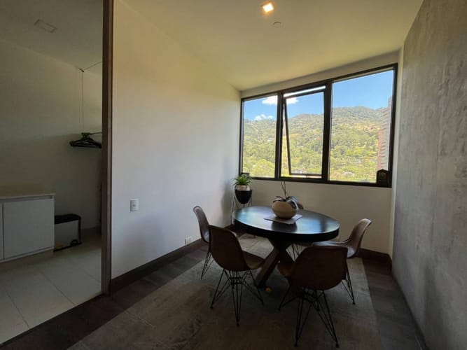 Apartamento de 3 alcobas en venta en El Poblado, Medellín, 295 m² · foto 14 de 14