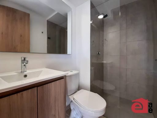 Apartamento de 3 alcobas en venta en Los Gomez, Itagüí, 58 m² · foto 11 de 16