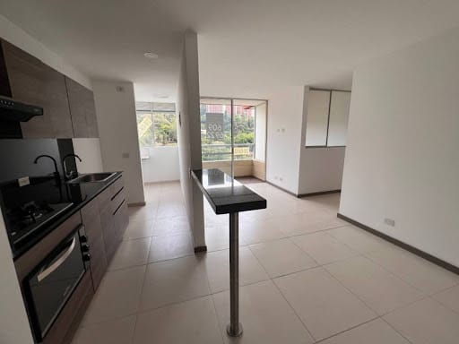 Apartamento de 2 alcobas en arriendo en Vereda Maria Auxiliadora, Sabaneta, 60 m² · foto 3 de 18