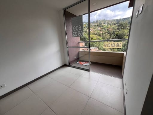 Apartamento de 2 alcobas en arriendo en Vereda Maria Auxiliadora, Sabaneta, 60 m² · foto 8 de 18