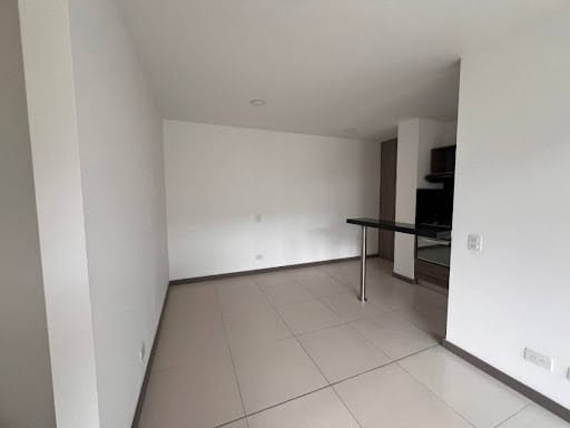Apartamento de 2 alcobas en arriendo en Vereda Maria Auxiliadora, Sabaneta, 60 m² · foto 9 de 18