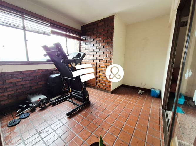 Apartamento de 4 alcobas en venta en La Candelaria, Medellín, 200 m² · foto 7 de 24