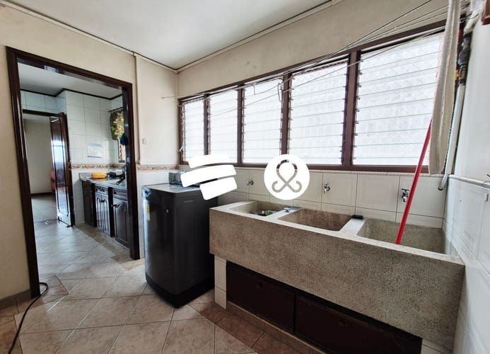 Apartamento de 4 alcobas en venta en La Candelaria, Medellín, 200 m² · foto 14 de 24