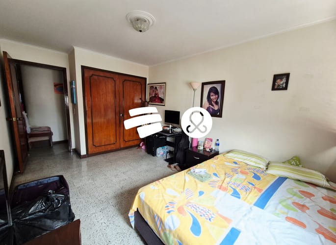 Apartamento de 4 alcobas en venta en La Candelaria, Medellín, 200 m² · foto 18 de 24