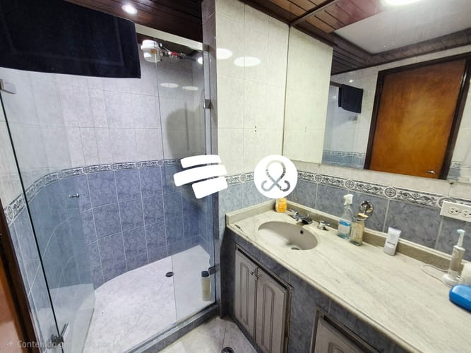 Apartamento de 4 alcobas en venta en La Candelaria, Medellín, 200 m² · foto 21 de 24