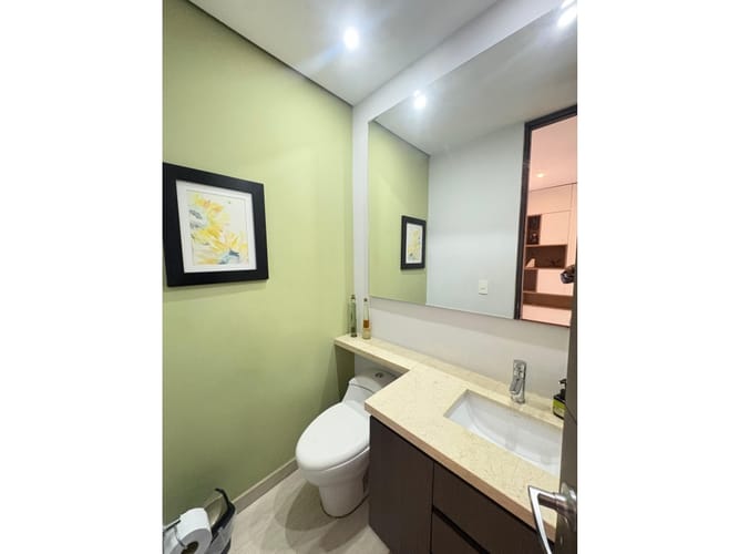 Apartamento de 2 alcobas en arriendo en La Florida, Medellín, 230 m² · foto 9 de 15