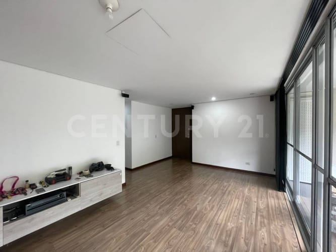 Apartamento de 3 alcobas en arriendo en Loma Benedictinos, Envigado, 120 m² · foto 4 de 20