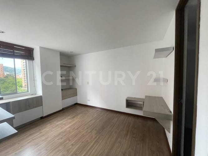 Apartamento de 3 alcobas en arriendo en Loma Benedictinos, Envigado, 120 m² · foto 9 de 20