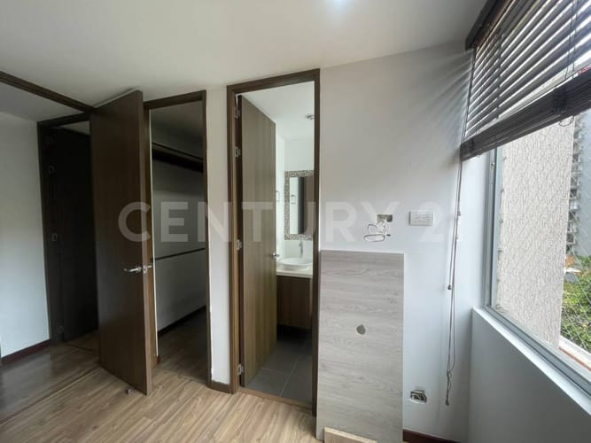 Apartamento de 3 alcobas en arriendo en Loma Benedictinos, Envigado, 120 m² · foto 11 de 20