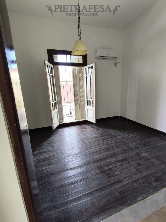 Casa en alquiler, 2 dormitorios, 1 baño, azotea con parrillero. Reducto. · Foto 6