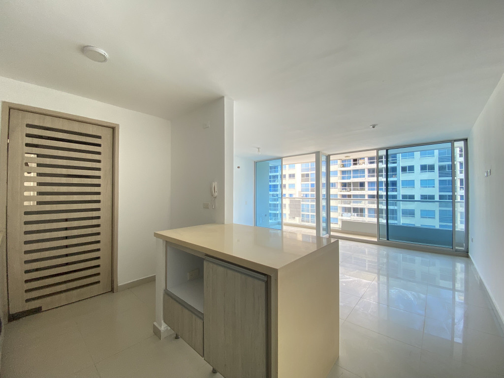 Apartamento en arriendo en Miramar, Barranquilla · foto 2 de 24
