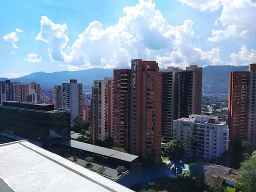 Oficina en arriendo en Santa Maria De Los Angeles, Medellín, 246 m² · foto 6 de 18