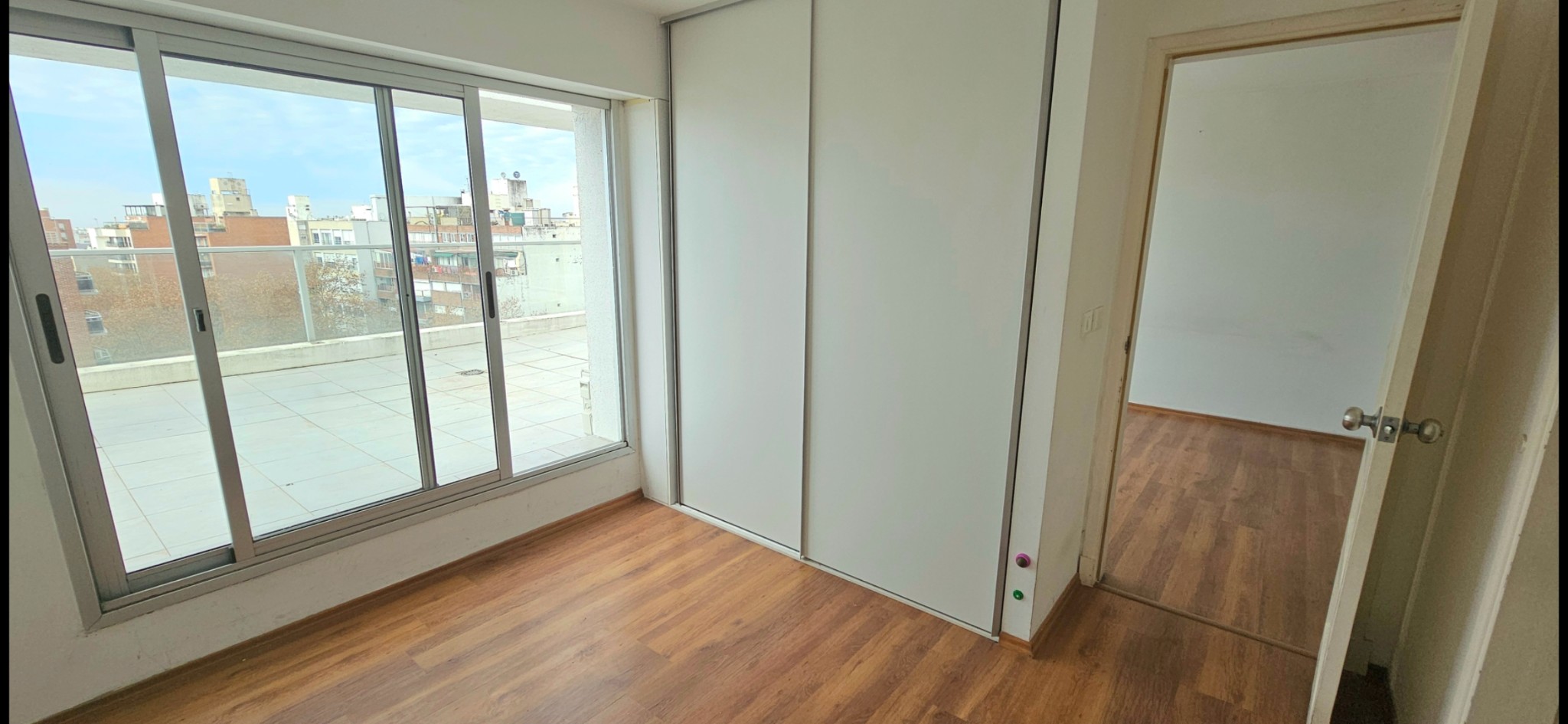 Alquiler Apartamento 2 Dormitorios Garage Terraza Pocitos Parque Batlle · Foto 10
