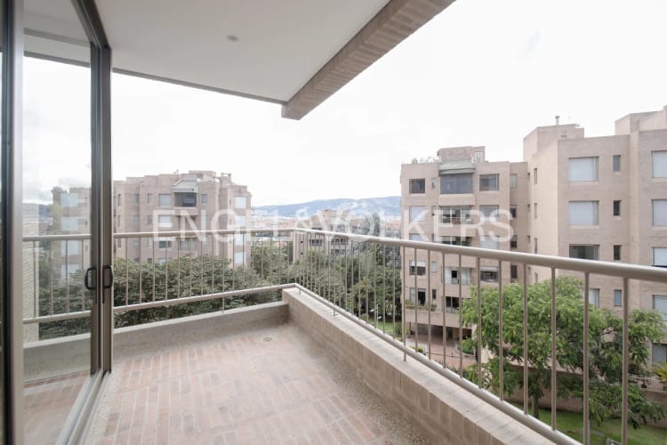 Apartamento en venta en Sotileza, Bogotá · foto 3 de 18