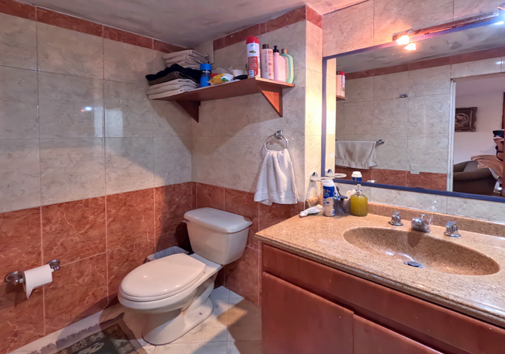 Apartamento de 2 alcobas en venta en Maria Cristina, Bogotá, 61 m² · foto 10 de 17